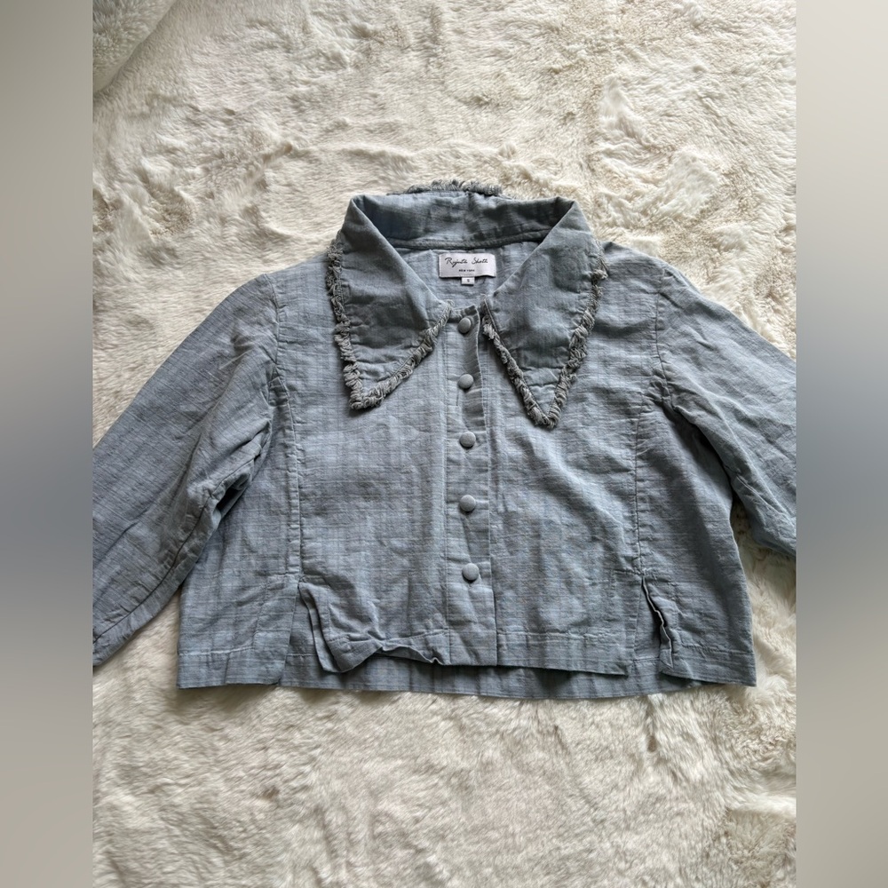 Cropped Button-Down Shirt with Lace Collar - Light Blue